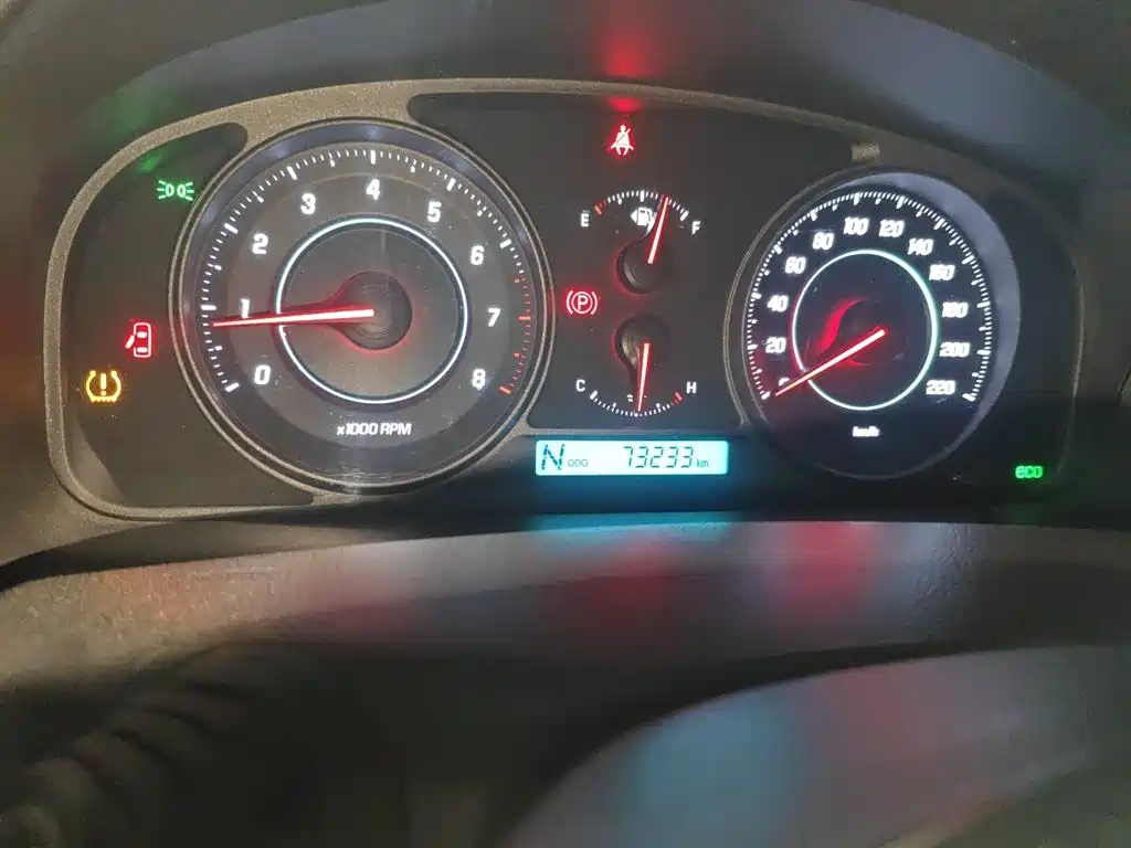Chevrolet Captiva 2014 2.4L 4WD Flagship 7-seater фото 5