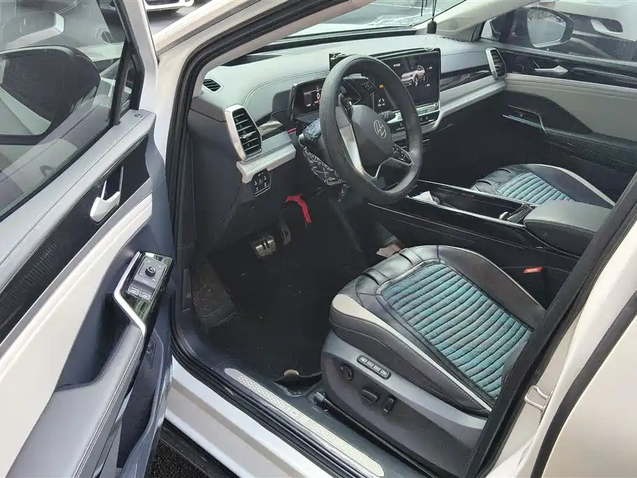 Volkswagen ID.6 CROZZ 2022 Long Range PRO Edition фото 9