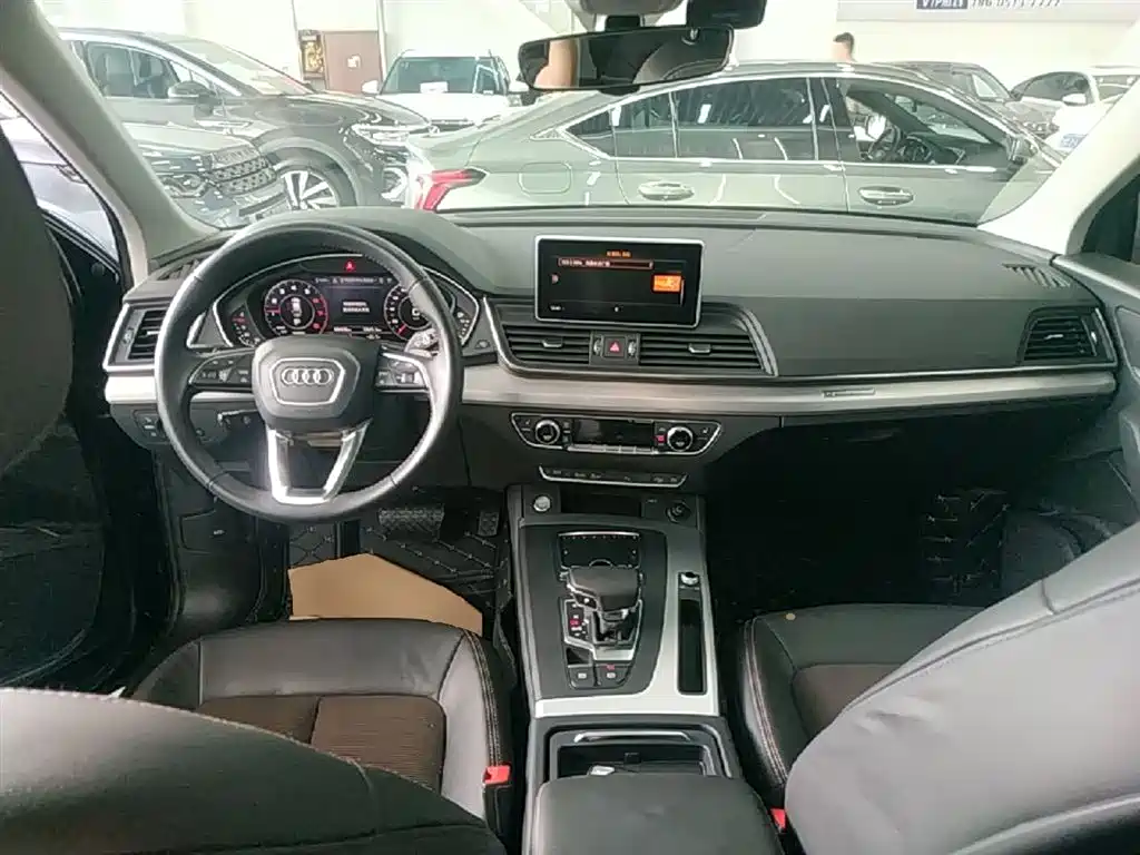 Audi Q5L 2018 40 TFSI Premium Fashion China VI фото 6