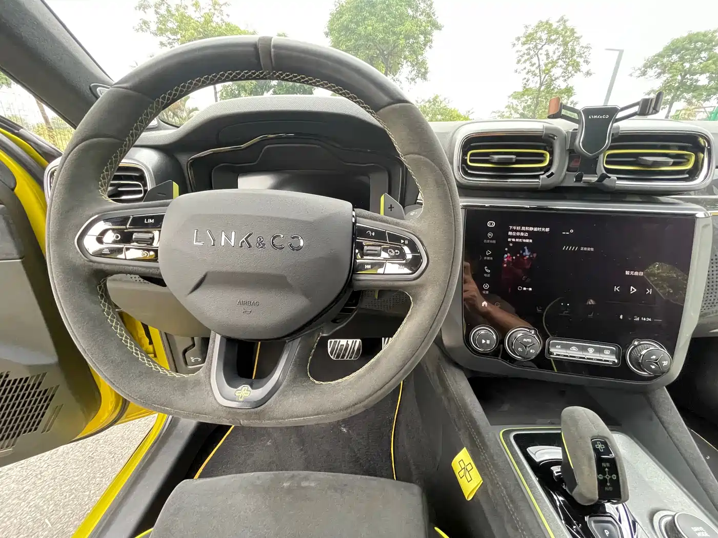 Lynk & Co 03 2021 03+ 2.0TD Auto Wind Rider Edition фото 6
