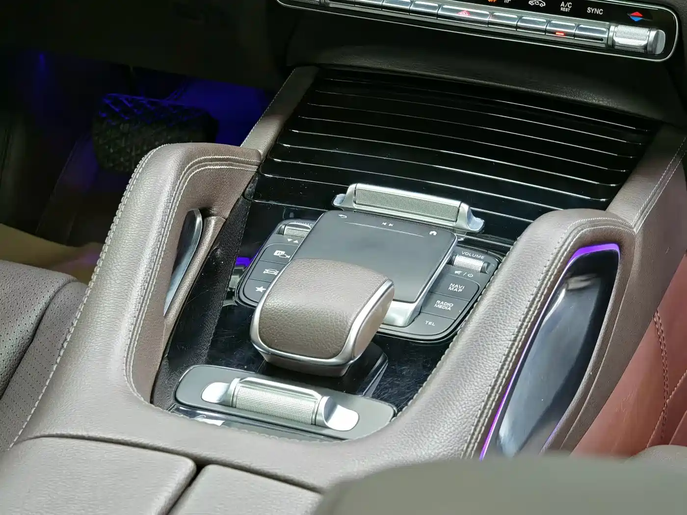 Mercedes-Benz GLS 2021 GLS 400 4MATIC фото 9