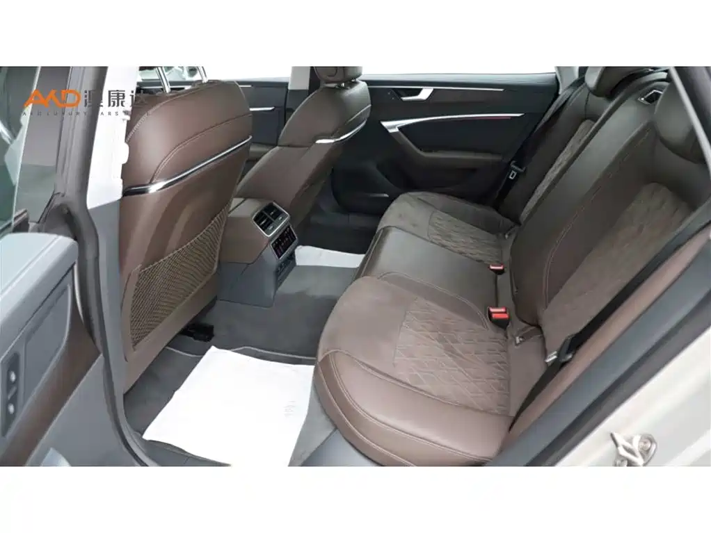 Audi A7L 2022 45 TFSI quattro S-line Paladin фото 7