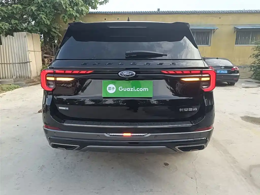 FORD EXPLORER