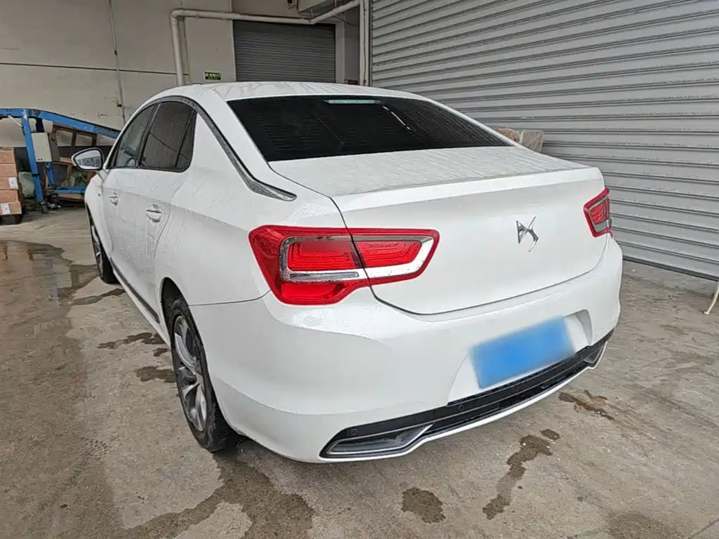 DS 5LS 2014 2014 1.6T Luxury THP160