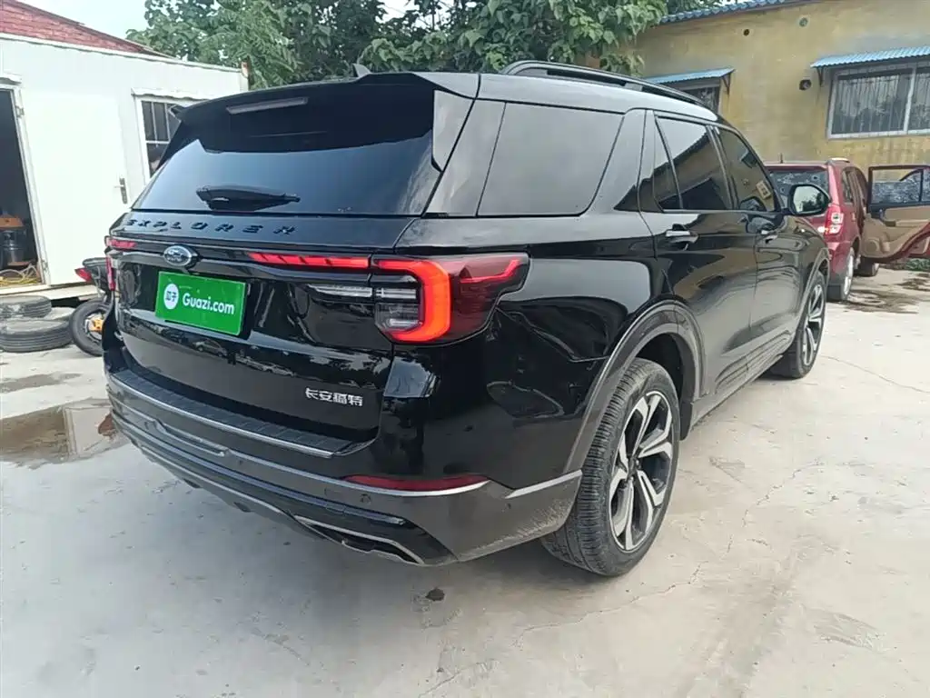FORD EXPLORER