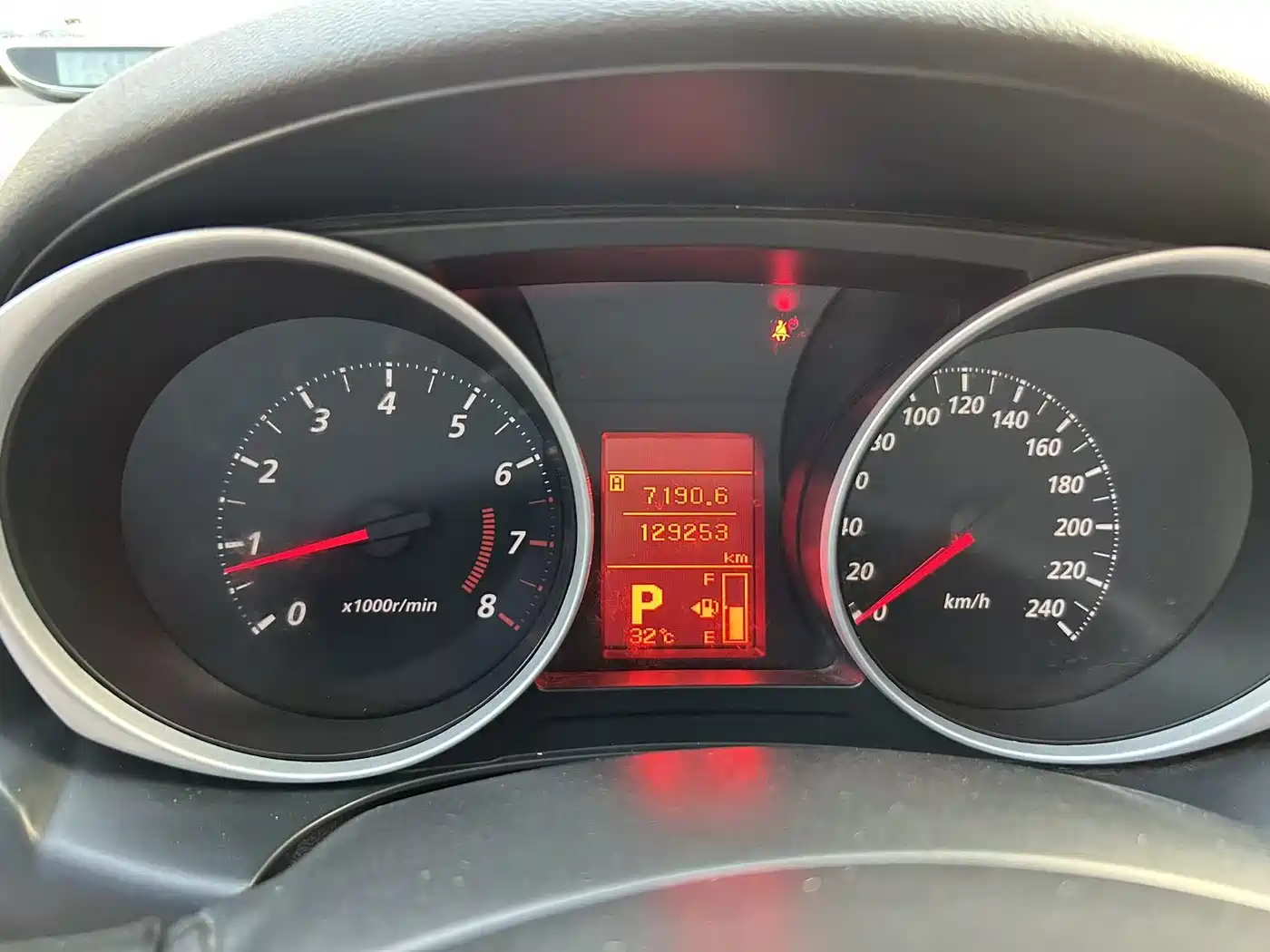 Mitsubishi ASX 2015 2.0L CVT 2WD Elite Edition фото 10