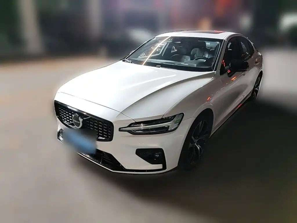 Volvo S60 2024 2025 B5 Elegance Sport Edition