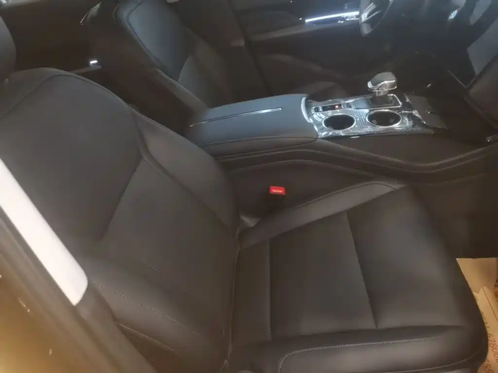 Hongqi HS3 PHEV 2026 2025 125km Jingwei PLUS 2 Million Commemorative Edition