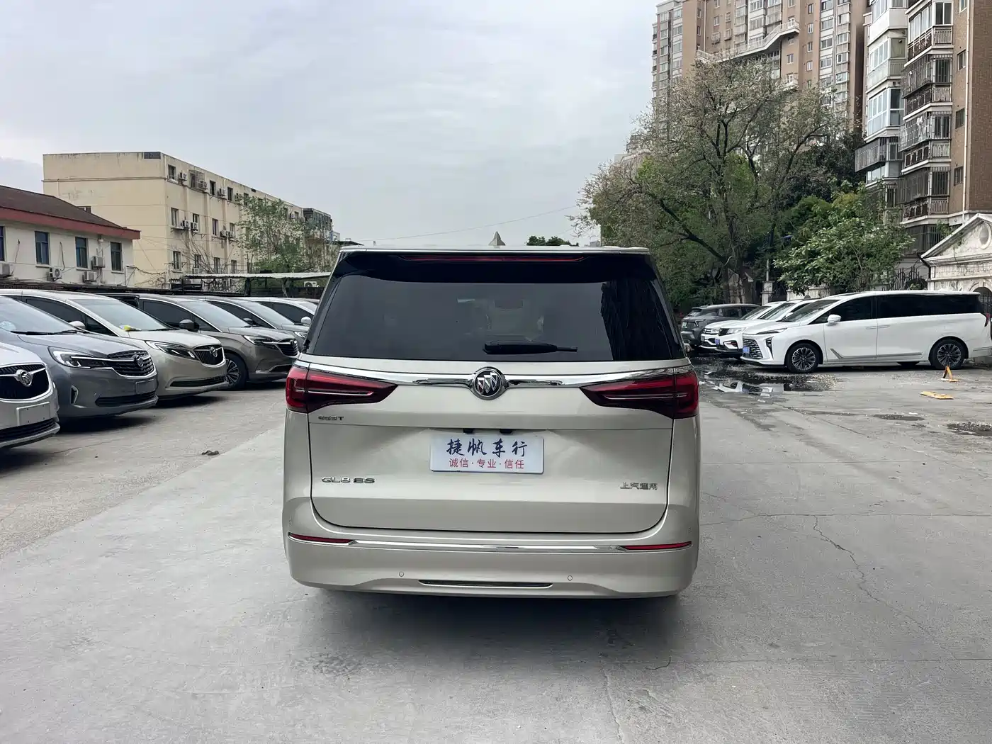 Buick GL8 2020 Model ES Landglory 653T Luxury фото 5