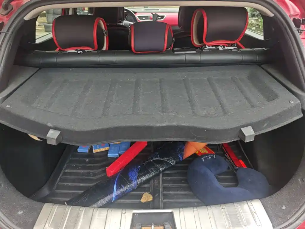 JAC Motors Refine S2 2015 2015 1.5L CVT Luxury Smart