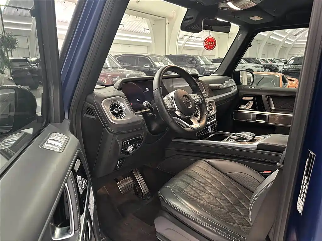 Mercedes-Benz G-Class 2024 G 500 фото 12