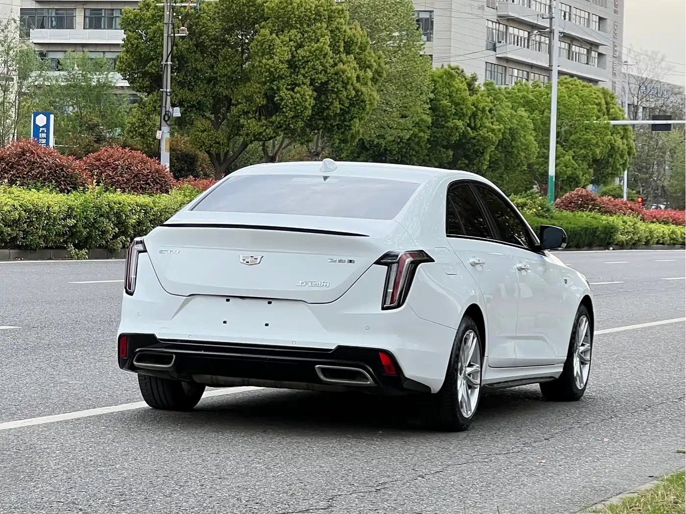 CADILLAC CT4
