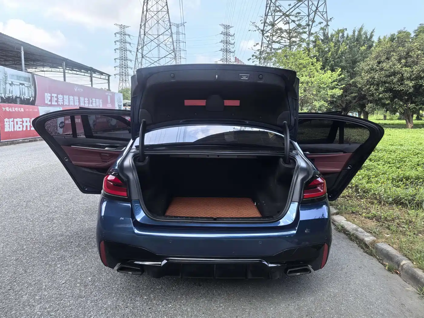 BMW 5 Series 2021 525Li M Sport Package фото 15