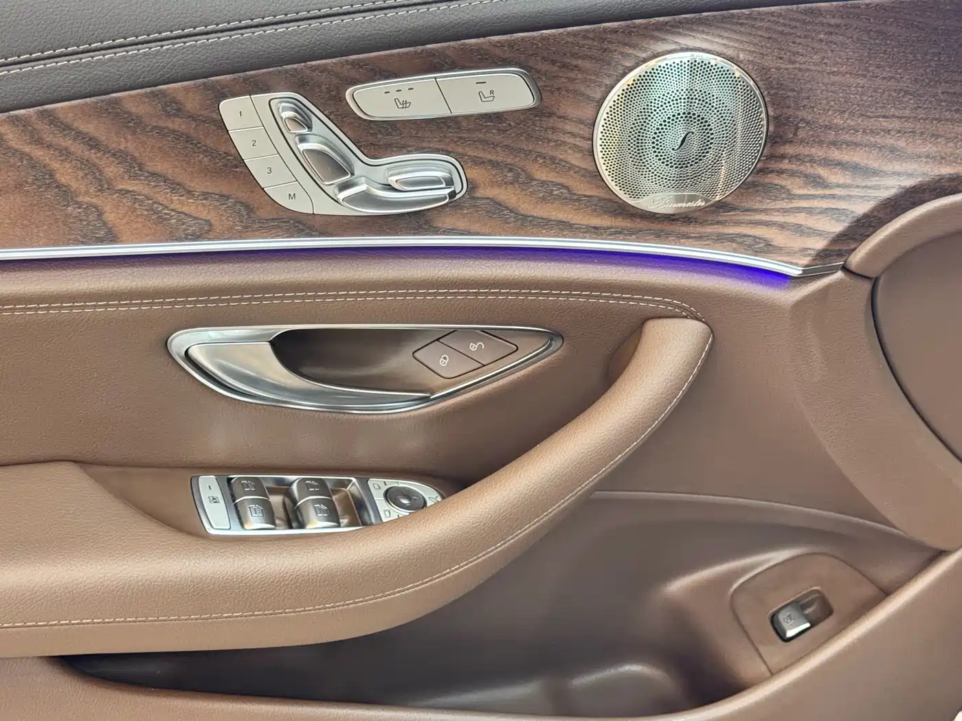 Mercedes-Benz E-Class 2023 E 300 L Luxury фото 6