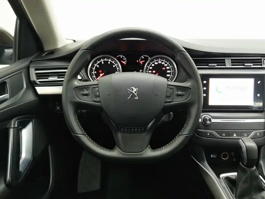 Фото 11 - Peugeot 408