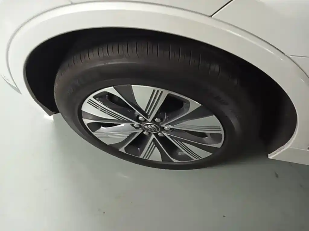 Buick E5 2025 2025 Model 620KM Premium Edition