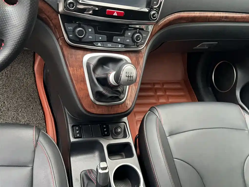 Haval H6 2017 Red Label Sport 1.5T Manual 2WD Elite фото 10