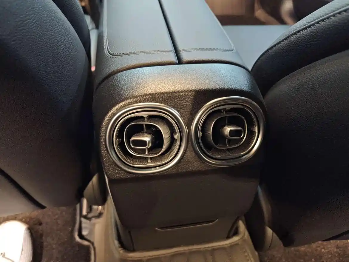 Mercedes-Benz C-Class 2023 C 260 L Sport фото 17