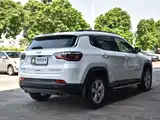 Фото 18 - Jeep Compass