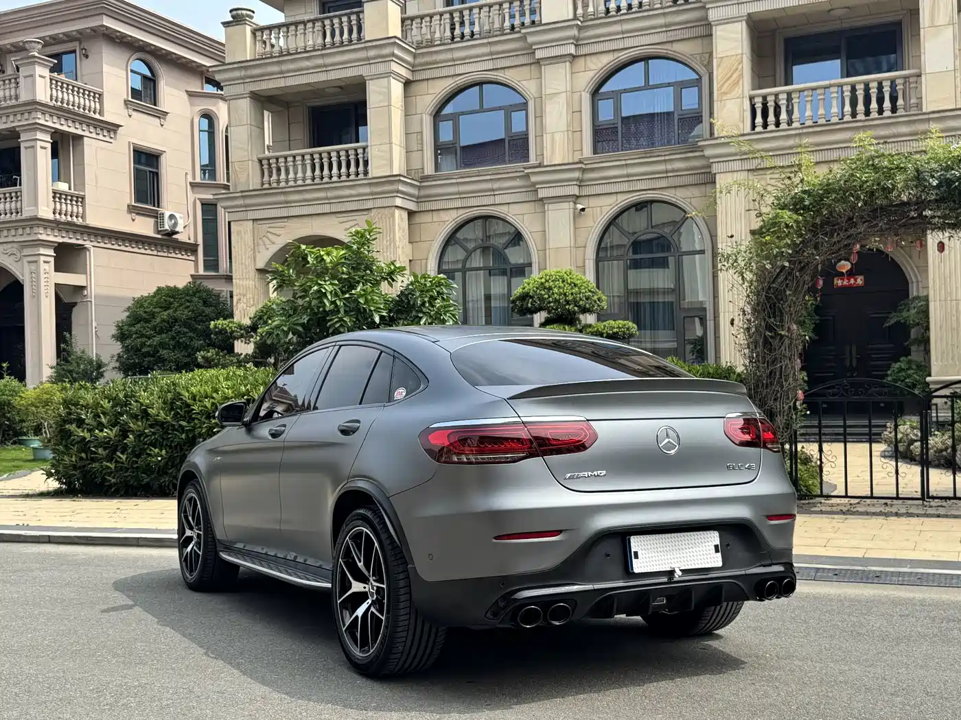 Mercedes-Benz GLC Coupe AMG 2020 AMG GLC 43 4MATIC Coupe SUV фото 4