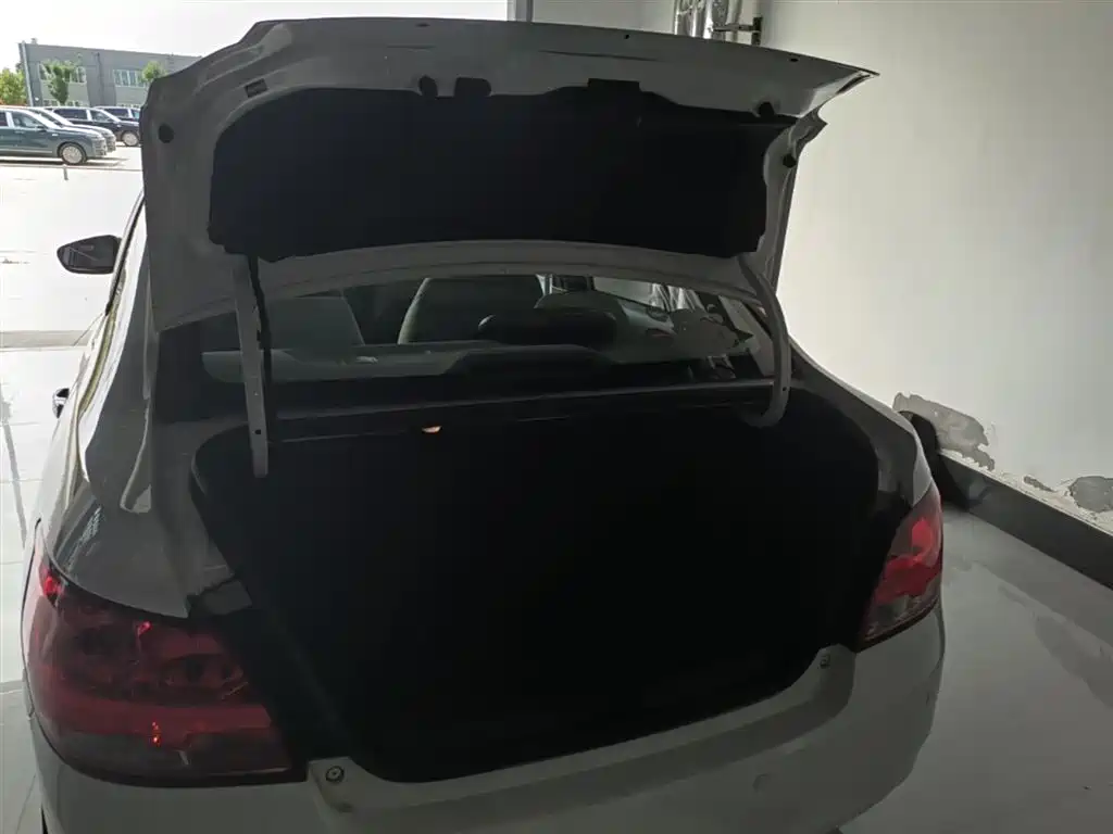 Chevrolet Sail 2018 Sail 3 1.3L AMT Ideal фото 19
