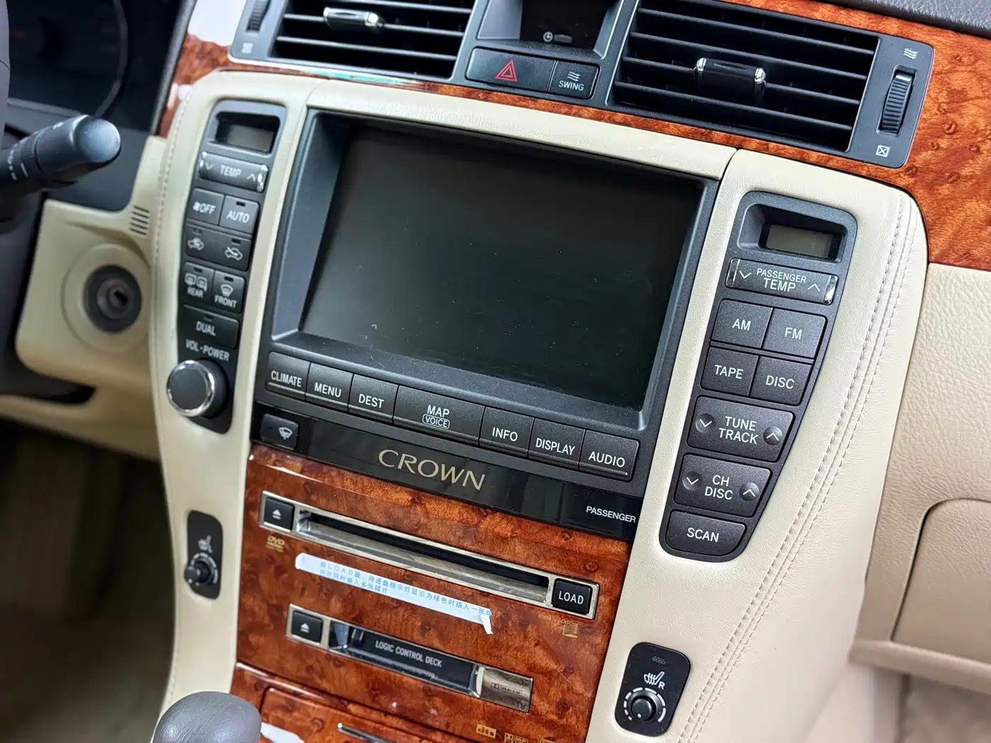 Toyota Crown 2009 2.5L Royal Special Navigation Edition фото 18
