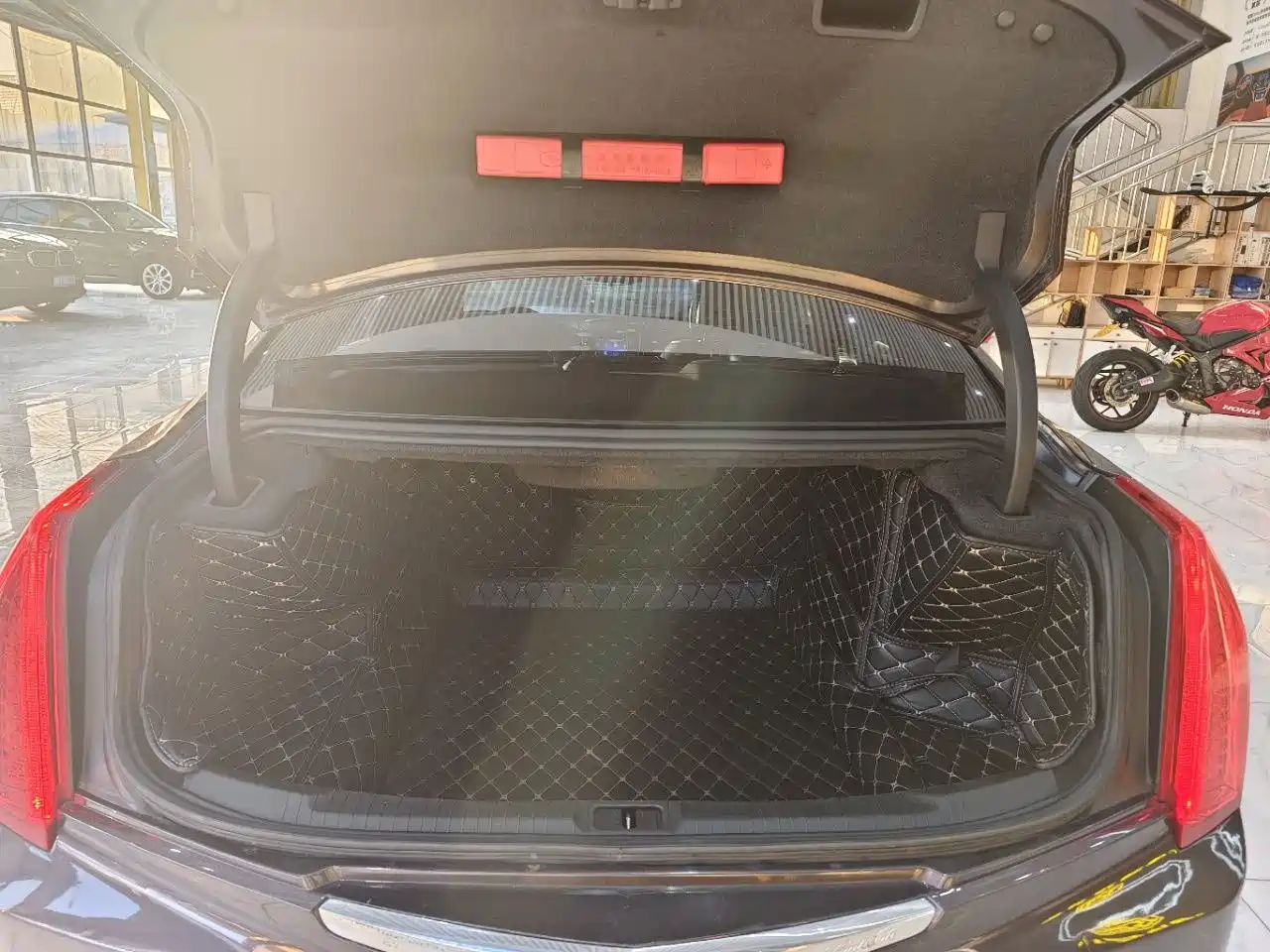 Cadillac ATS-L 2017 28T Technology фото 12