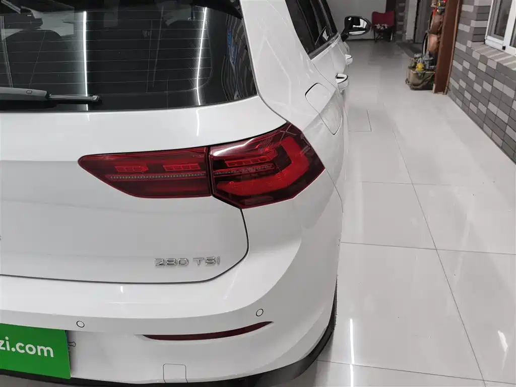 Volkswagen Golf 2023 Facelift 280TSI DSG R-Line Lite фото 8