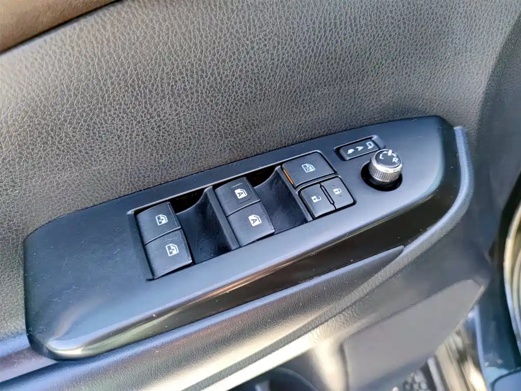 Toyota Highlander 2018 2.0T 4WD Premium 7-seater (China V) фото 15