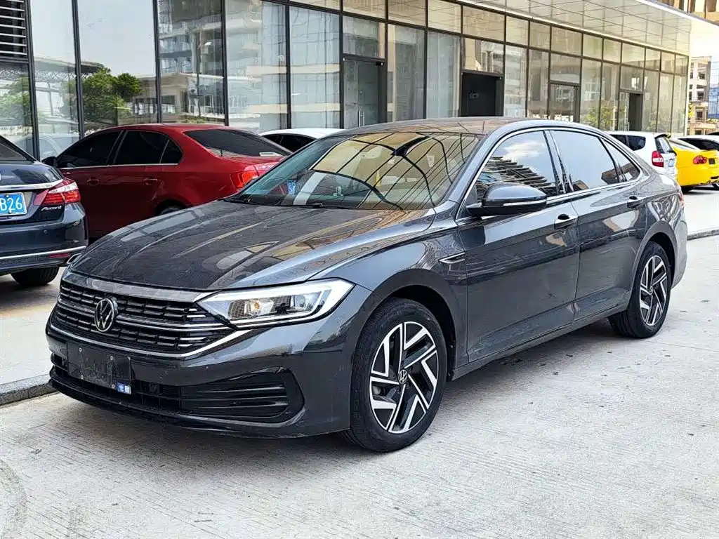 Volkswagen Sagitar