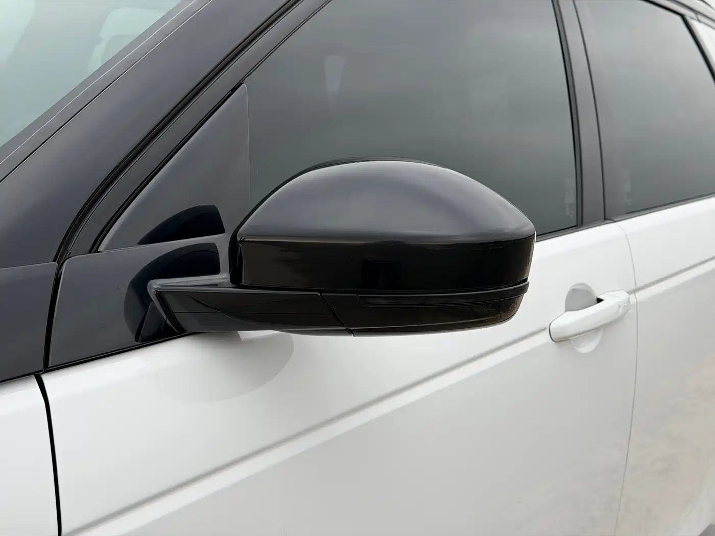 LAND ROVER DISCOVER SPORTS