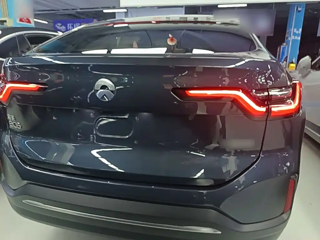 Фото 6 - NIO EC6