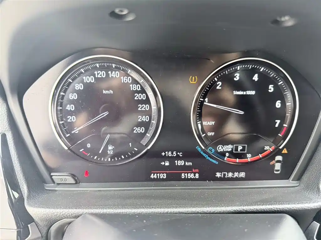 BMW 1 Series 2022 120i M Sport Shadow Edition фото 15