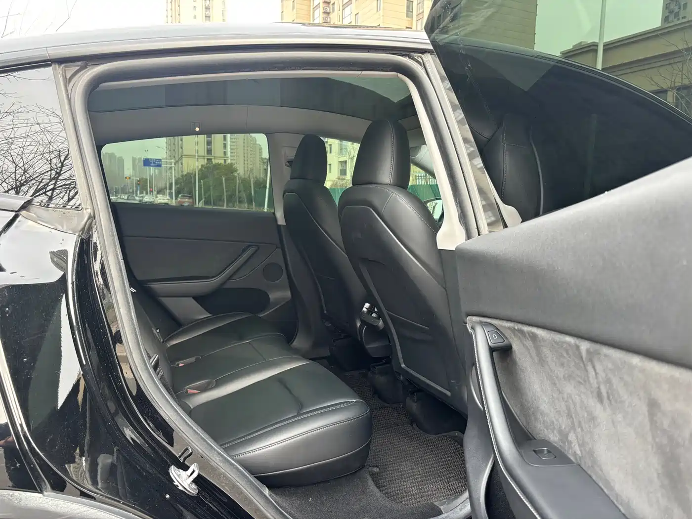 Tesla Model Y 2022 Facelift Rear-Wheel Drive Version фото 7
