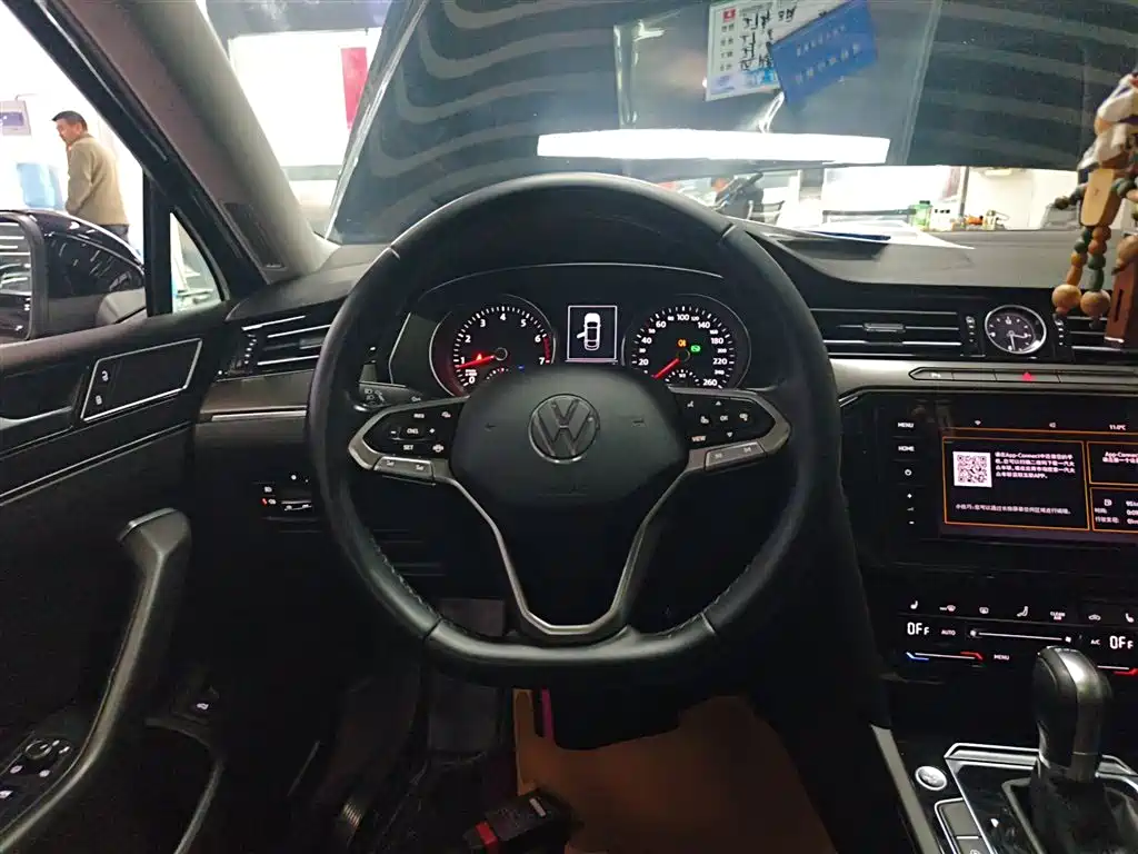 Volkswagen Magotan 2020 330TSI DSG Leading фото 11