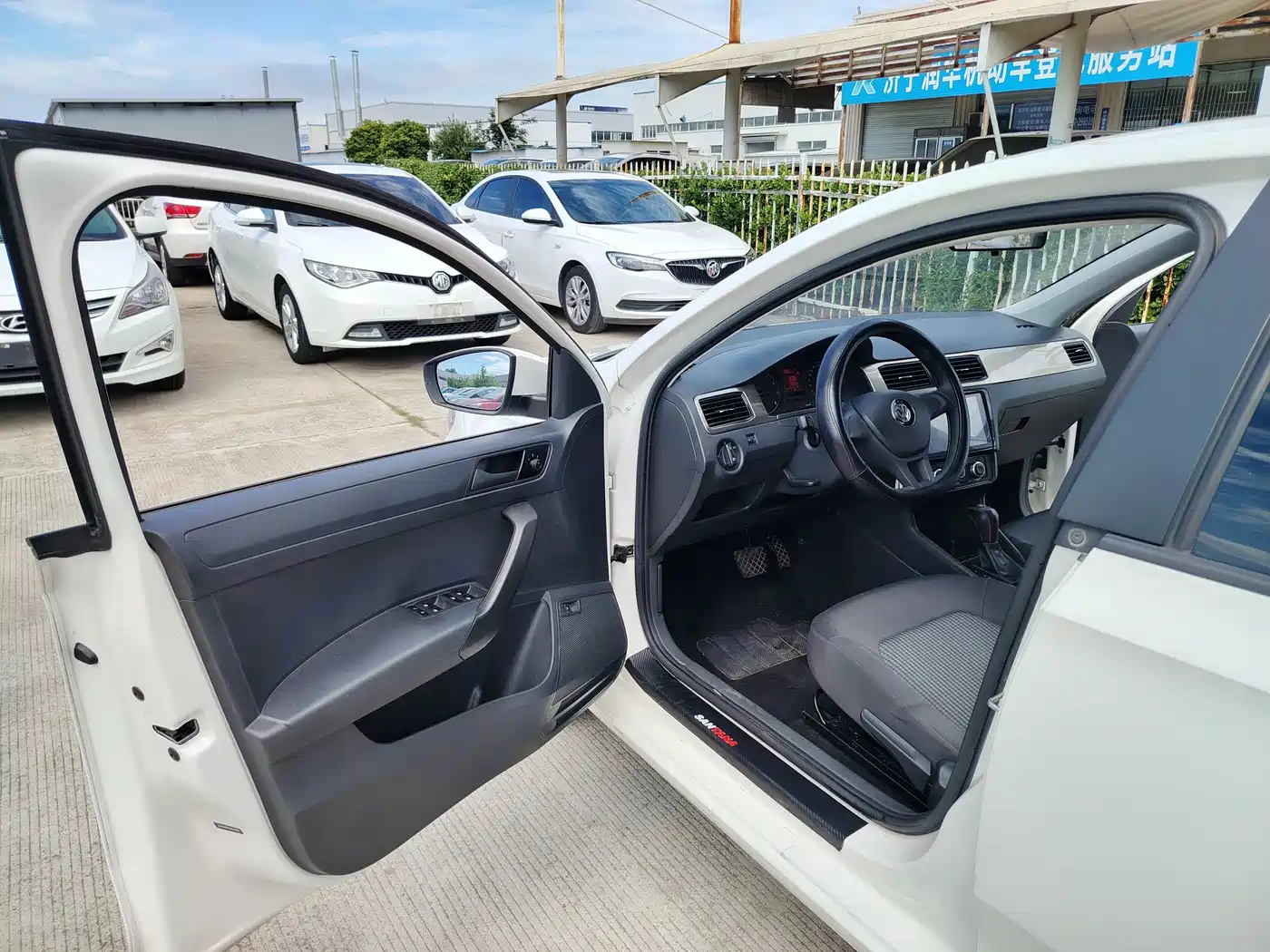 Volkswagen Santana 2019 1.5L Auto Trend Edition China V фото 4