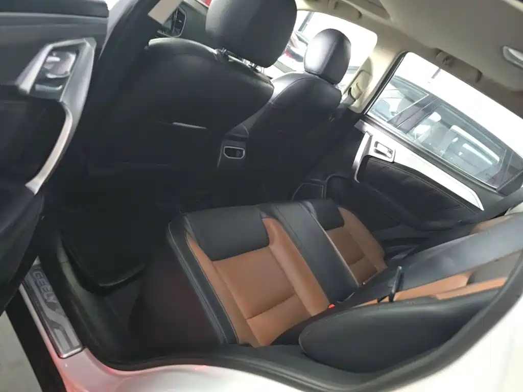 Geely Emgrand X6 2016 2016 1.3T CVT Luxury