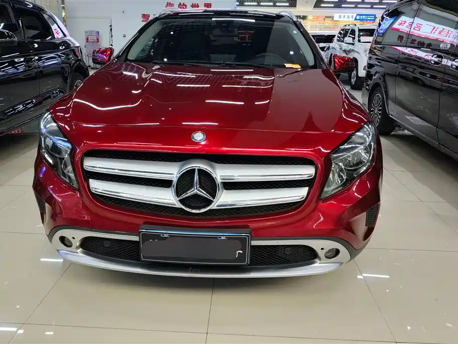 Mercedes-Benz GLA 2016 GLA 200 Dynamic фото 2