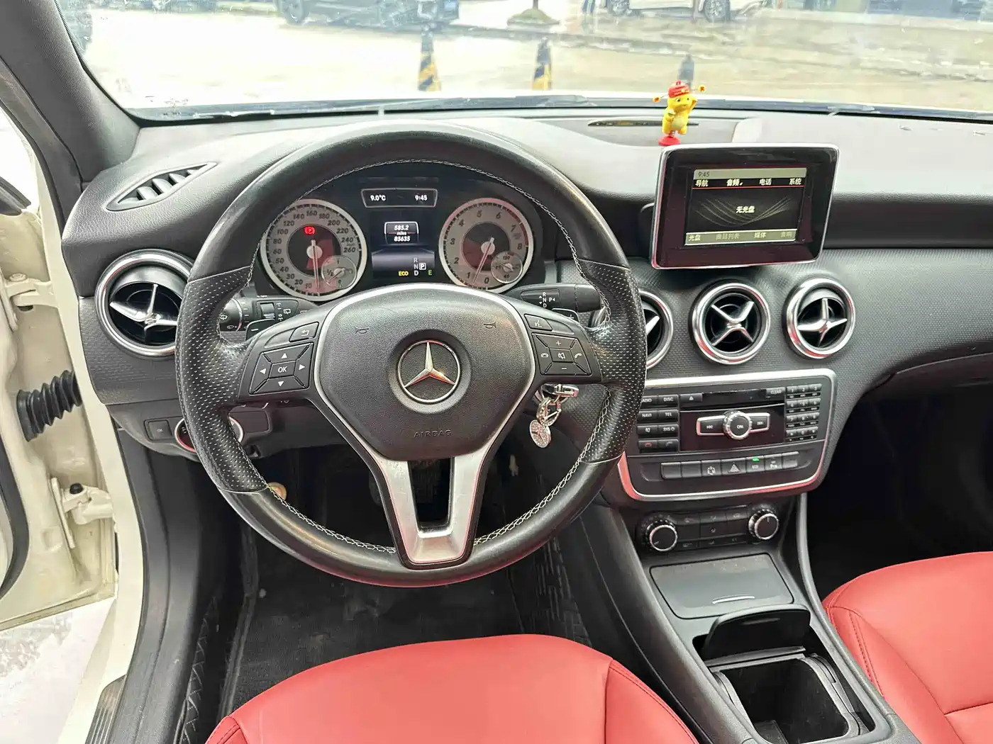 Mercedes-Benz A-Class (Import) 2013 A 200 Urban фото 12
