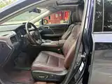 Фото 4 - Lexus RX