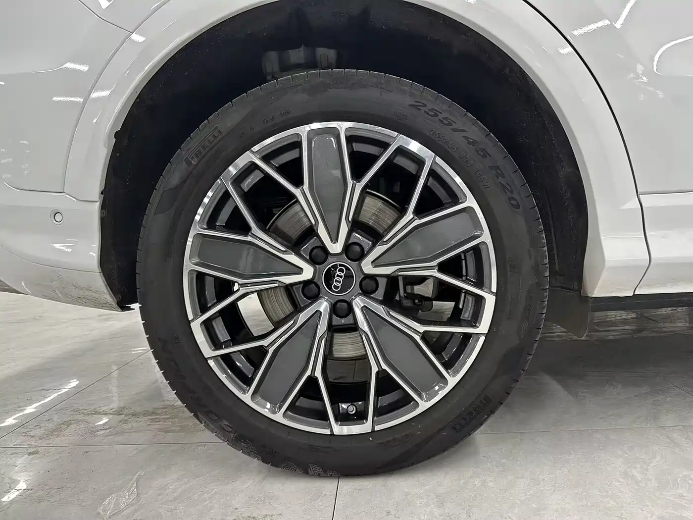 Audi Q5L 2026 Luxury Sport 150kW фото 17