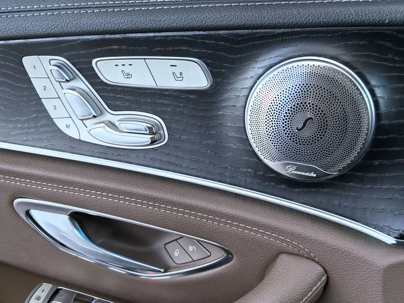 Mercedes-Benz E-Class 2019 E 300 L Sport Luxury фото 11