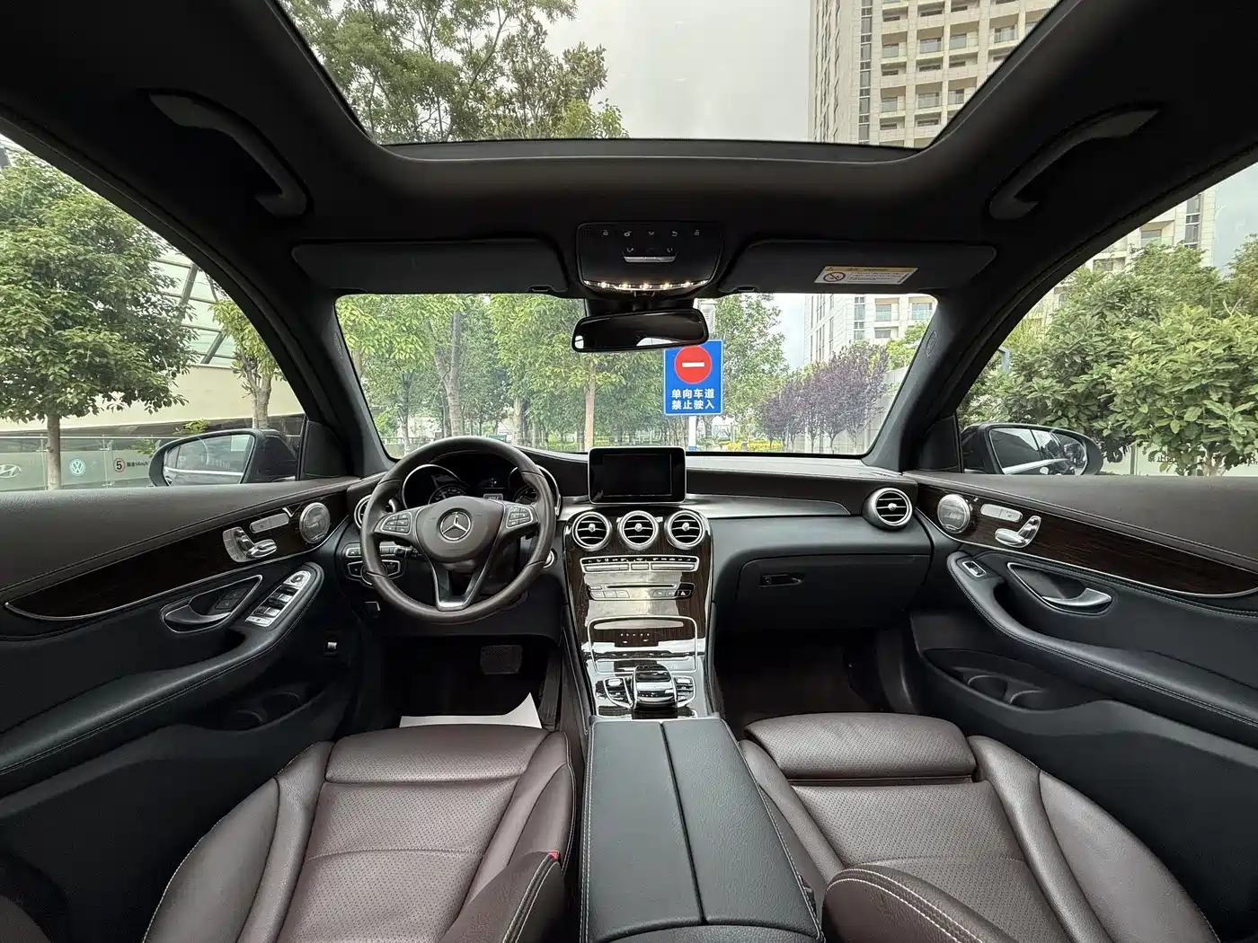 Mercedes-Benz GLC 2019 Facelift GLC 260 L 4MATIC Luxury фото 7