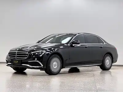 Mercedes-Benz E