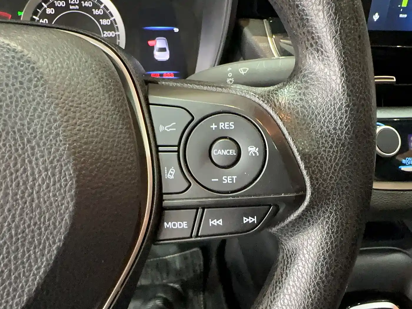 Toyota Levin 2022 185T CVT Luxury Edition фото 22