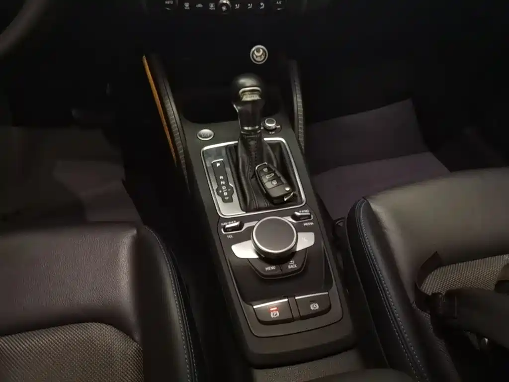 Audi Q2L e-tron 2019 Q2L e-tron Pure Electric Smart Enjoyment фото 14