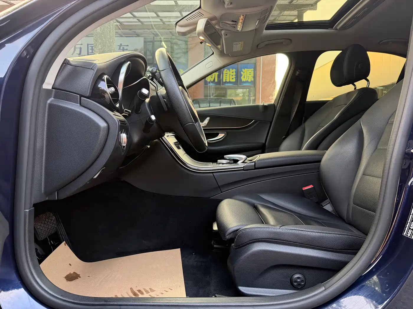 Mercedes-Benz C-Class 2017 C 180 L Sport фото 12