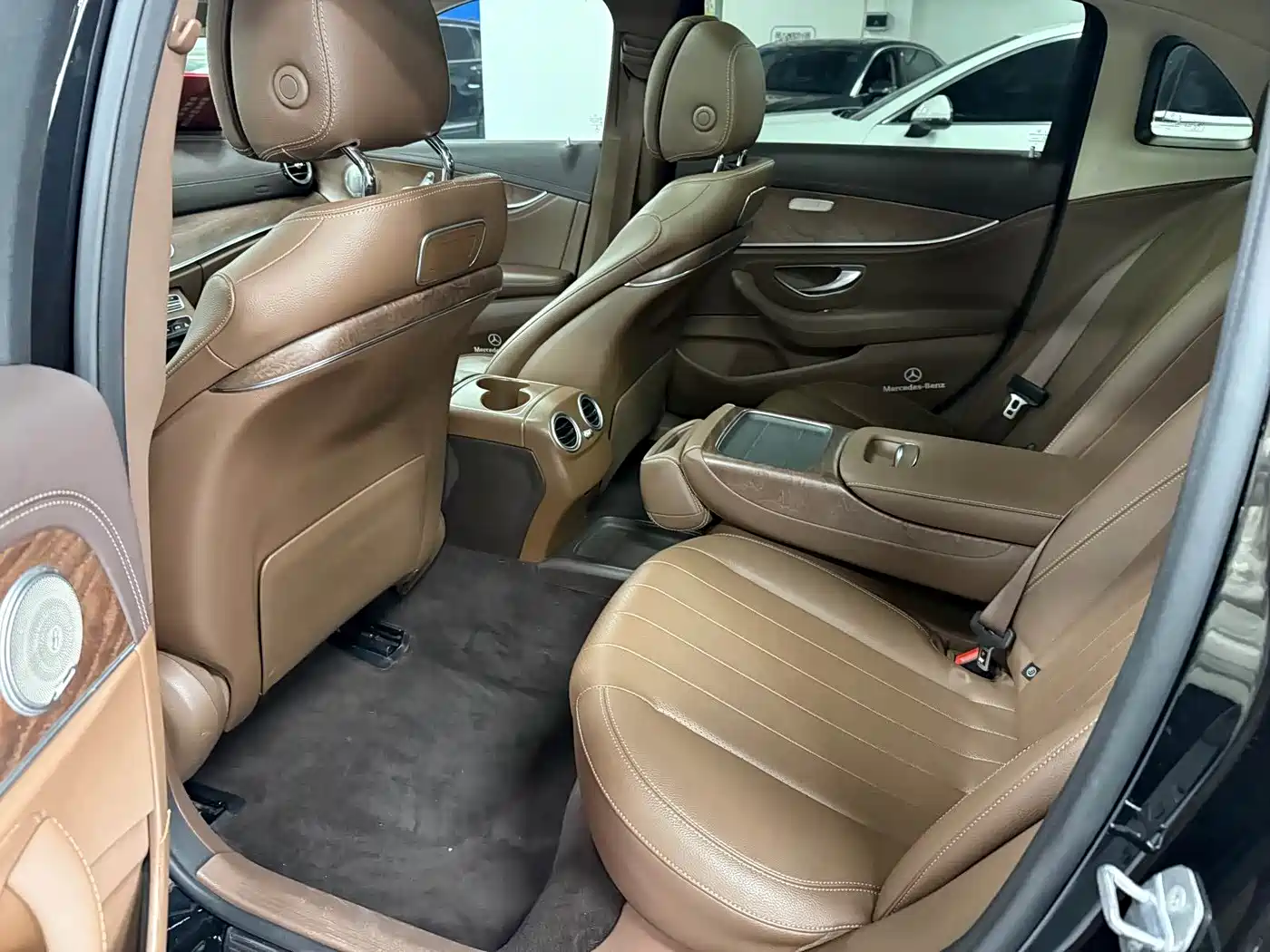 Mercedes-Benz E-Class 2019 E 200 L фото 10