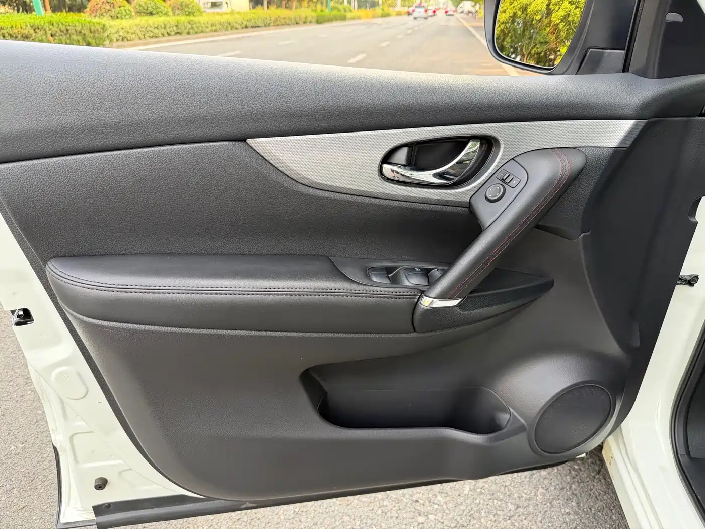 Фото 8 - Nissan Qashqai