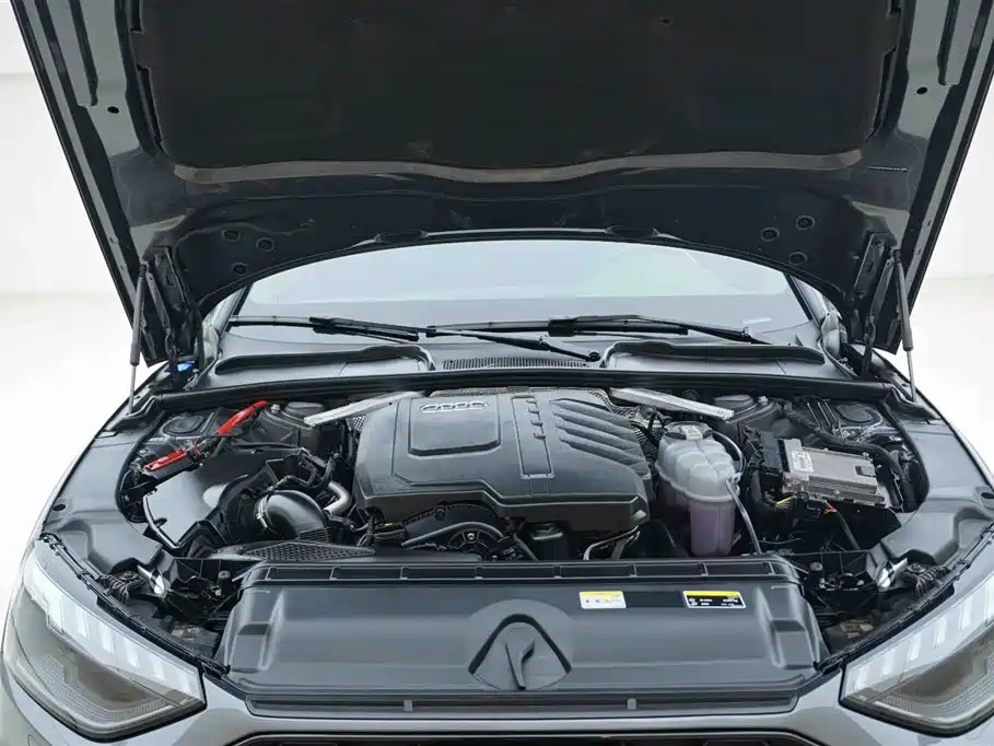 Audi A4L 2024 40 TFSI quattro RS Kit Speed Edition фото 7